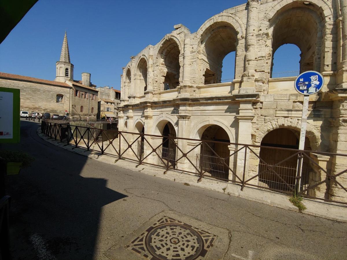 Charmante Maison Arlesienne A L'Ombre Des Arenes, De 2 A 5P Zewnętrze zdjęcie