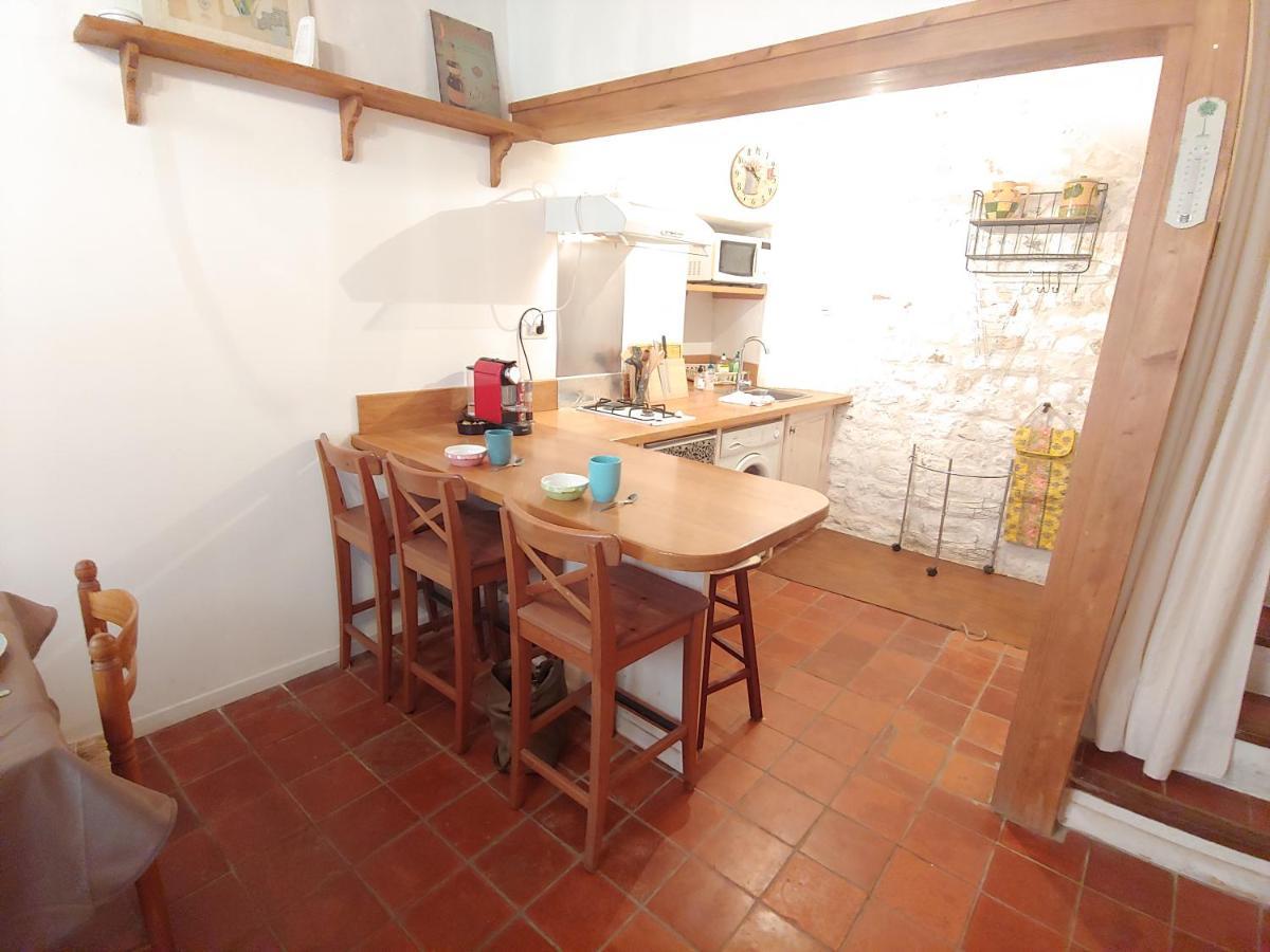 Charmante Maison Arlesienne A L'Ombre Des Arenes, De 2 A 5P Zewnętrze zdjęcie