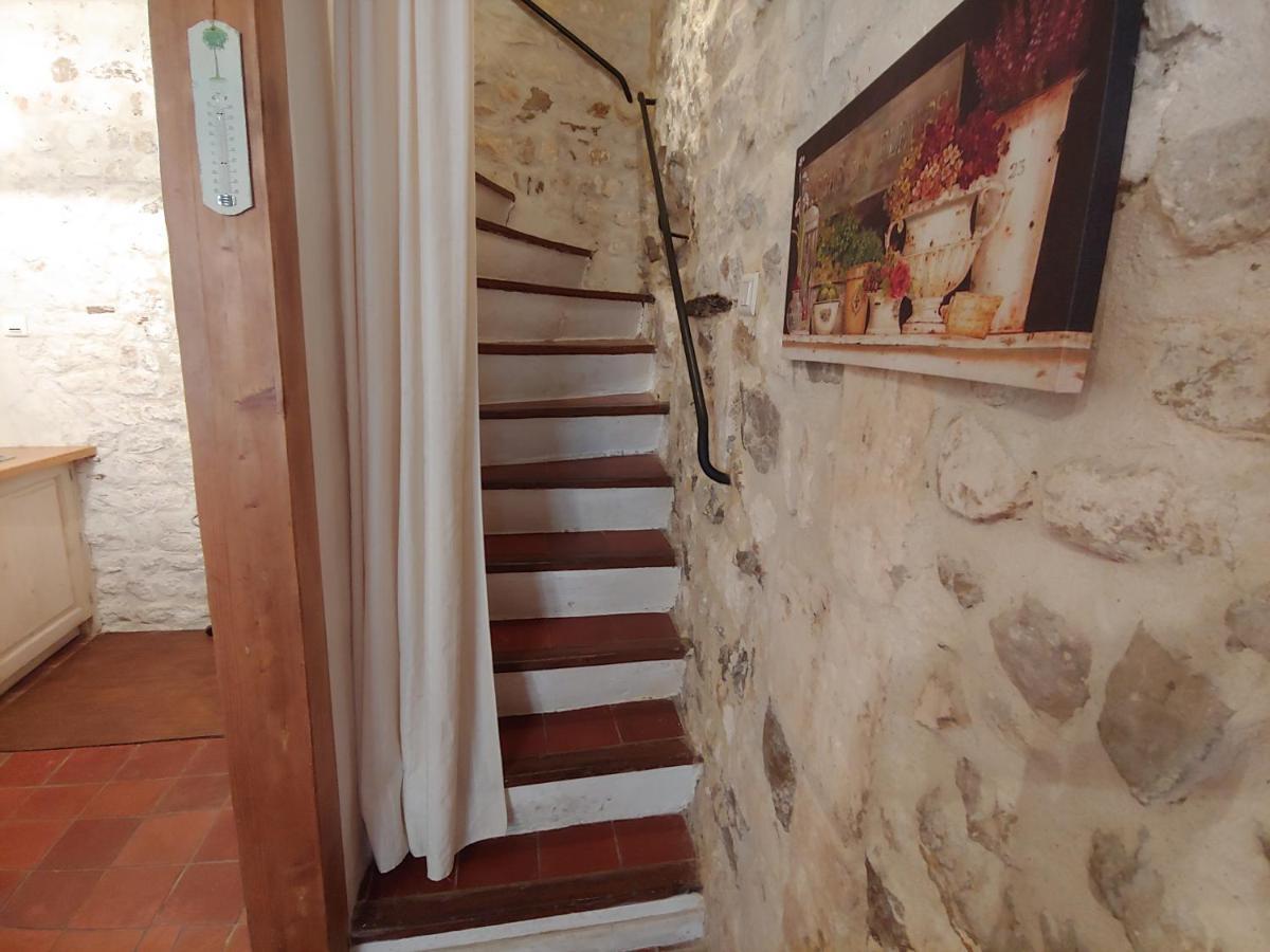 Charmante Maison Arlesienne A L'Ombre Des Arenes, De 2 A 5P Zewnętrze zdjęcie